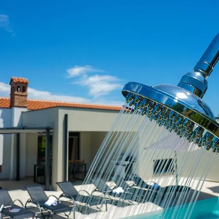 Lia With Pool - Luxury In Vintijan, Near And Medulin Пула