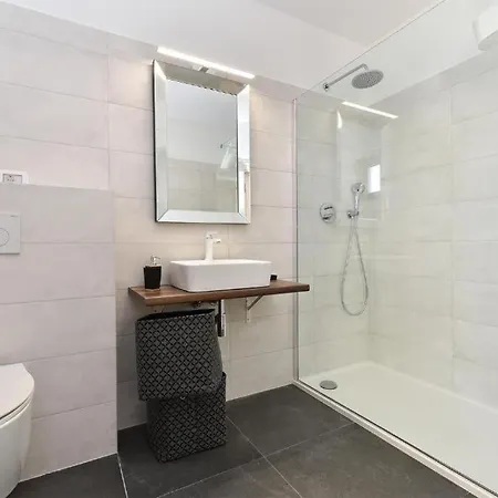 Lia With Pool - Luxury In Vintijan, Near And Medulin