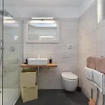 Villa Lia With Pool - Luxury In Vintijan, Near And Medulin