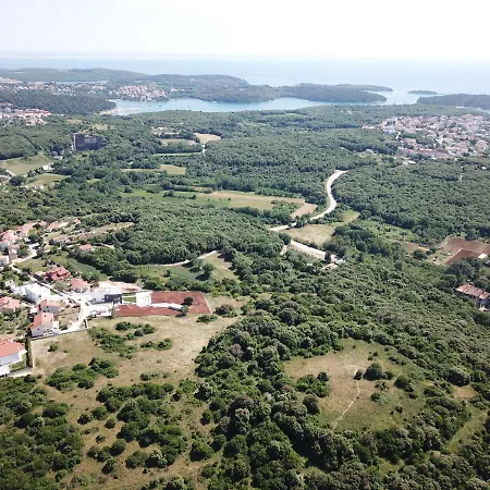 Lia With Pool - Luxury In Vintijan, Near And Medulin Villa *