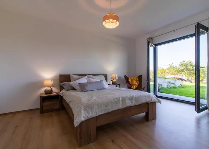 Lia With Pool - Luxury In Vintijan, Near And Medulin Vila Pula